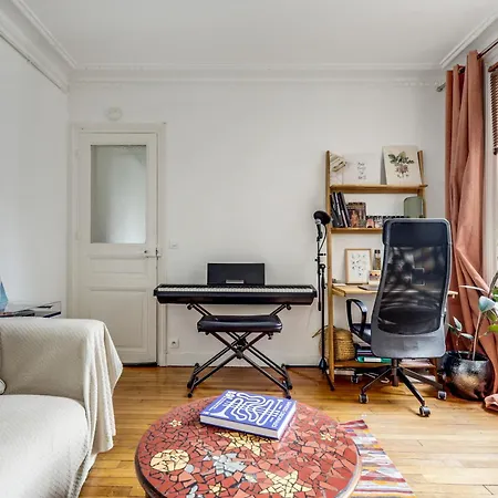 Appartamento De Charme Quartier Emblematique Parigi
